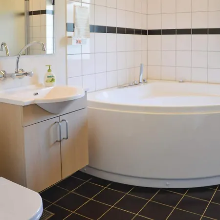 5 Star In * Thyborøn