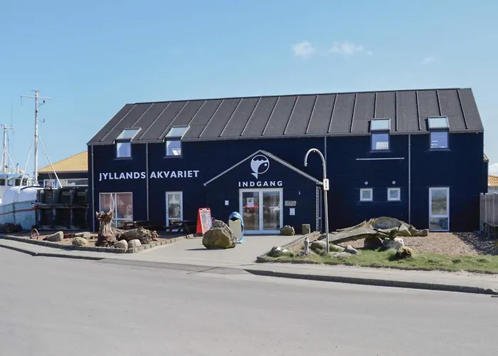 بيت للعطل 5 Star In *